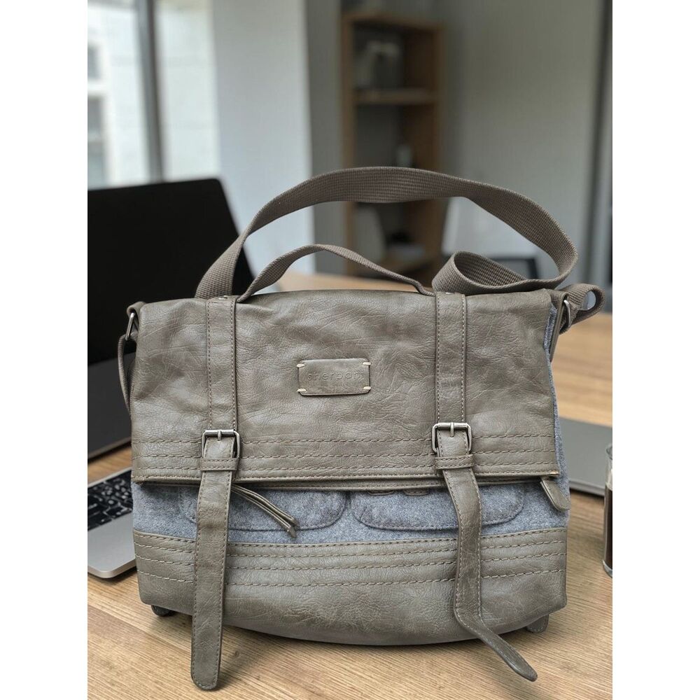 Sherpani Nola Travel Bag Tote Vegan Leather Grey Fleece Laptop Diaper Bag EUC